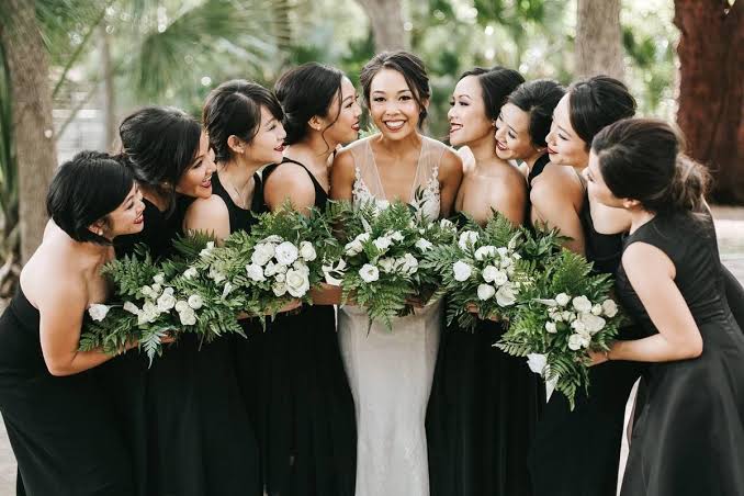 Black Bridesmaid Dresses vs. Pink Bridesmaid Dresses: Which Is the Perfect