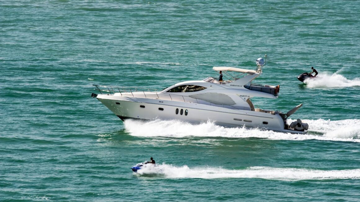 What to Choose for a Pleasant Holiday on the Water?